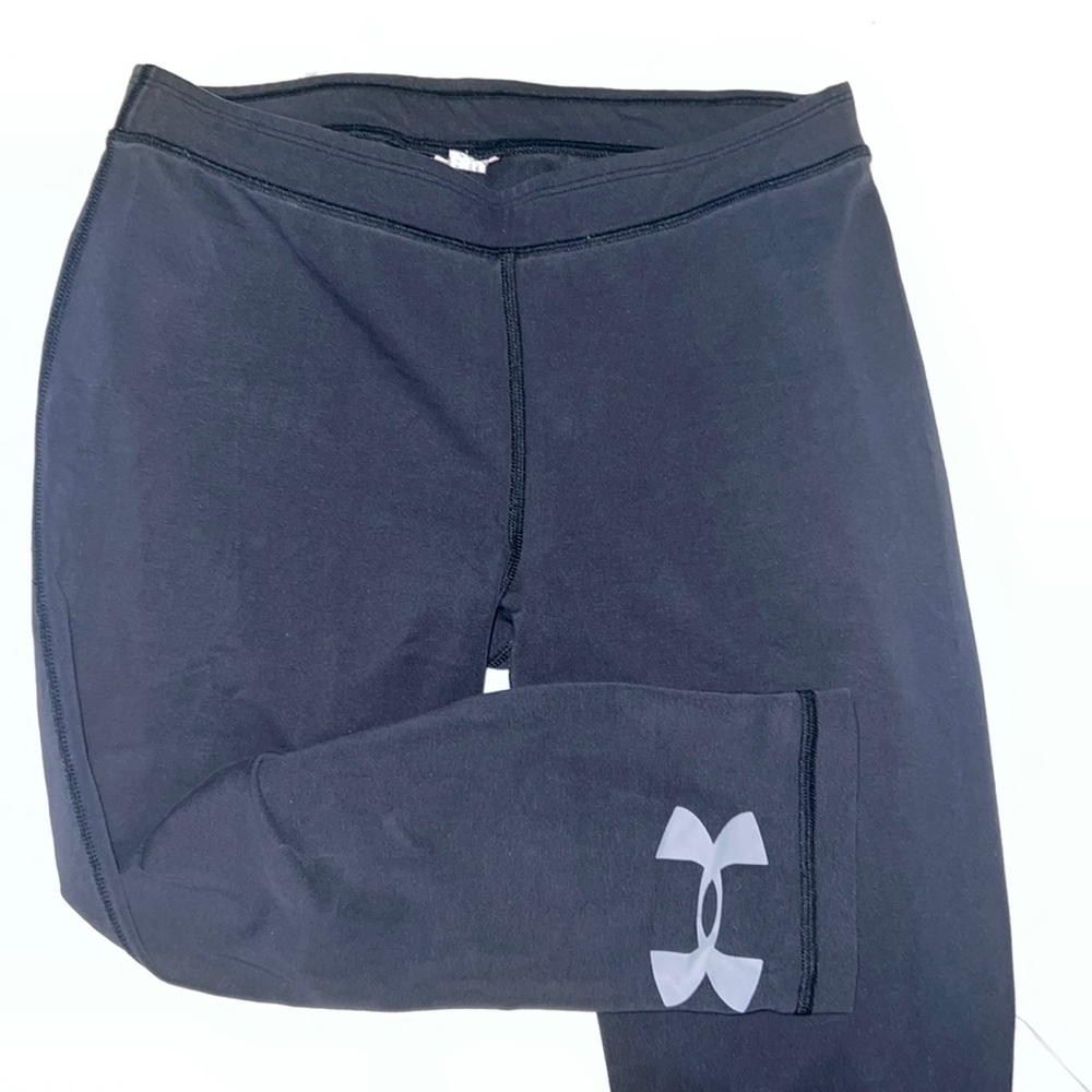 Under Armour Crop Yoga Pant Leggings